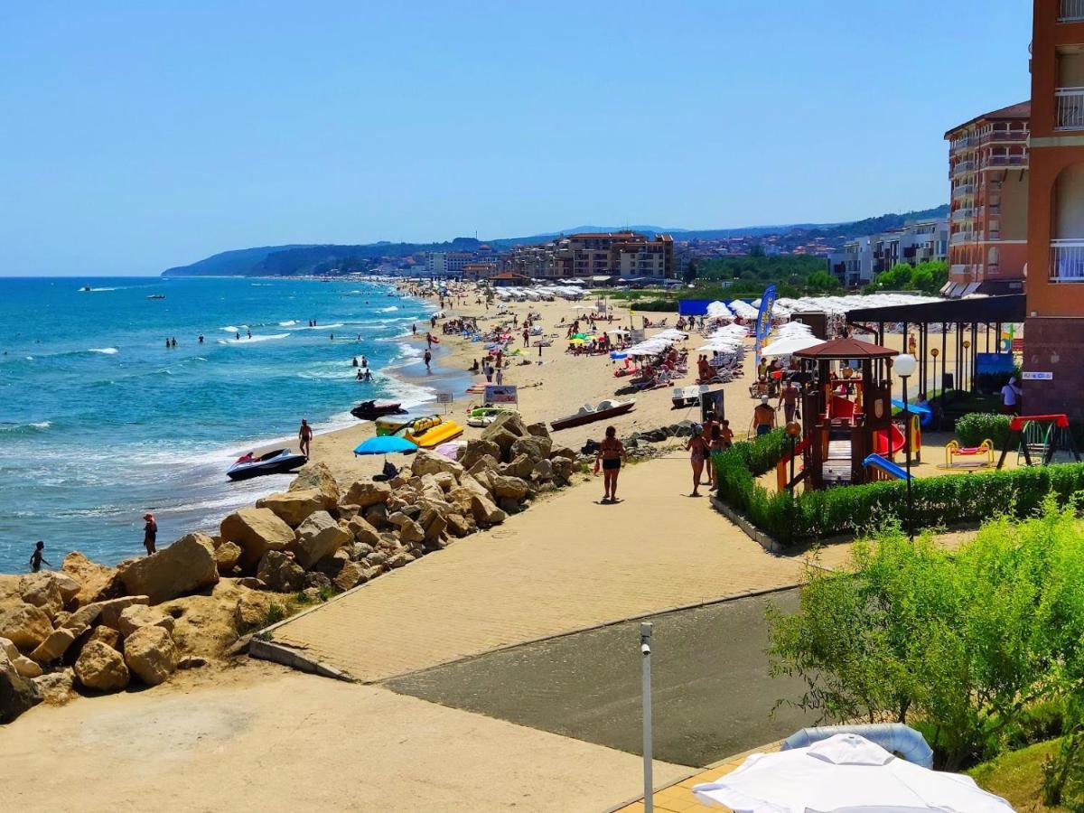 Апартаменти Атеа На Плажа - Apartments Atea On The Beach ابزور المظهر الخارجي الصورة